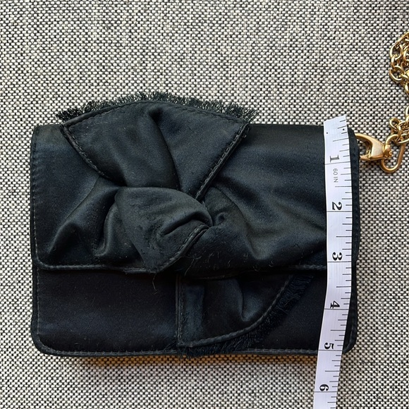 ♟️ Y2K Vintage Circa 2004 Wristlet with Gold Chain handle ✨ - Picture 13 of 15